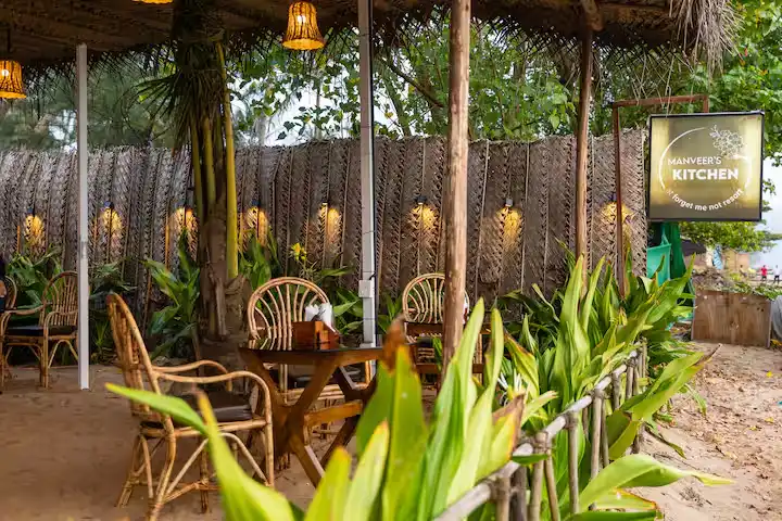 Manveer's Kitchen food