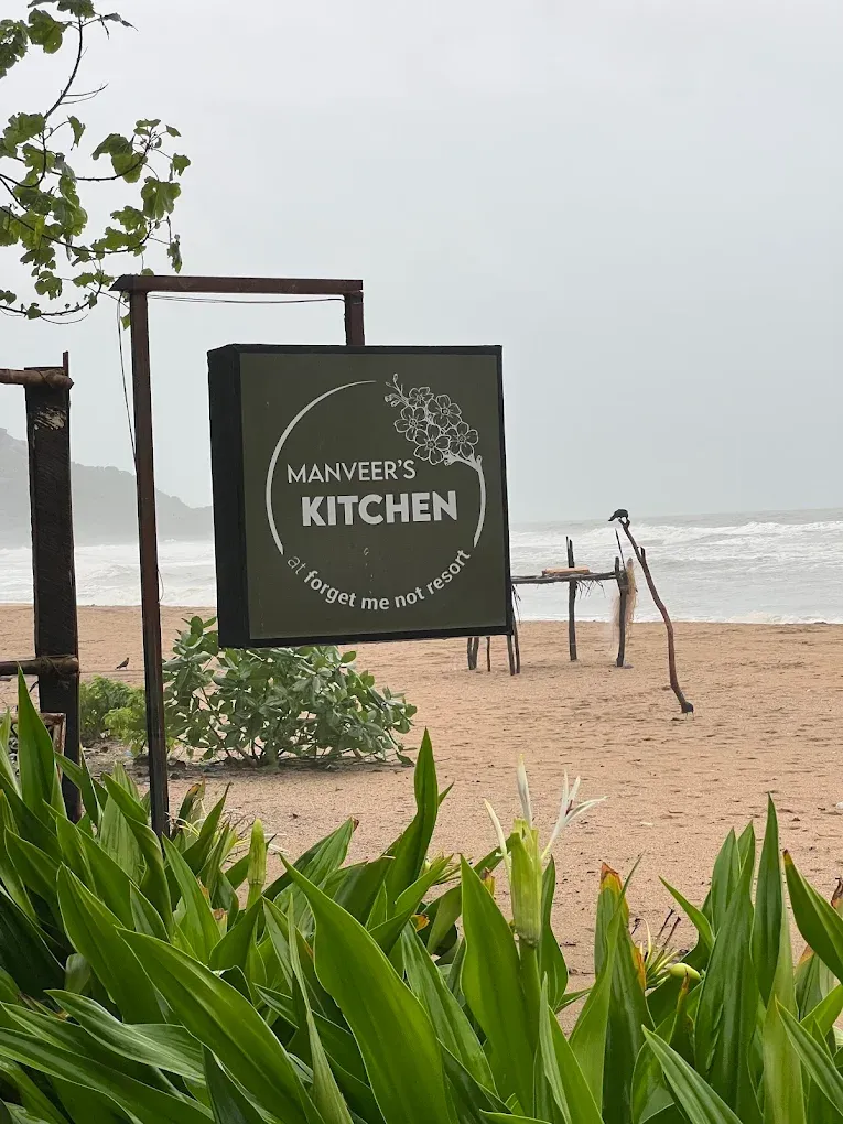 Manveer's Kitchen dining