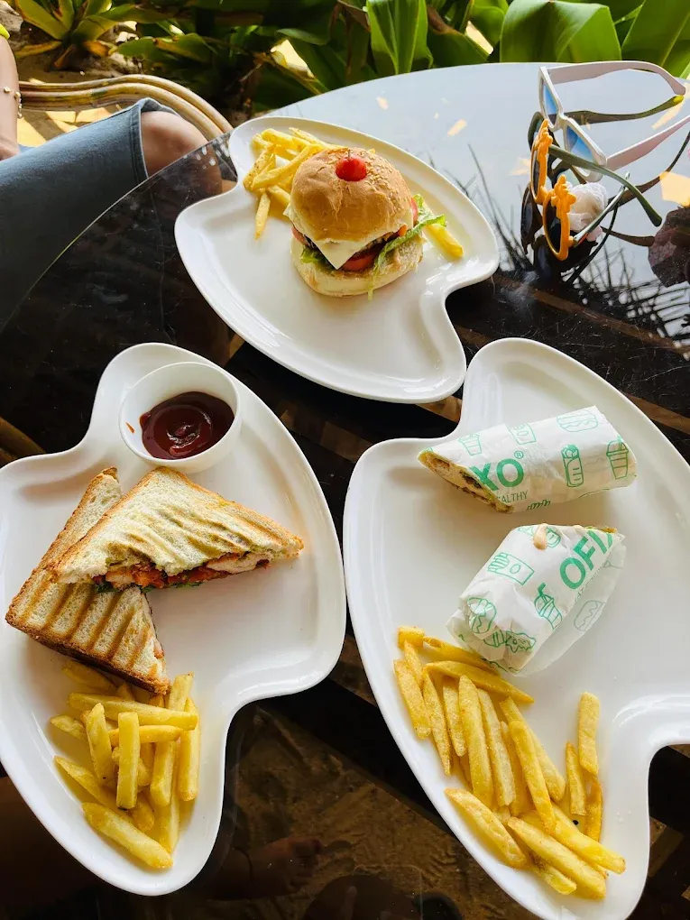 Manveer's Kitchen dining